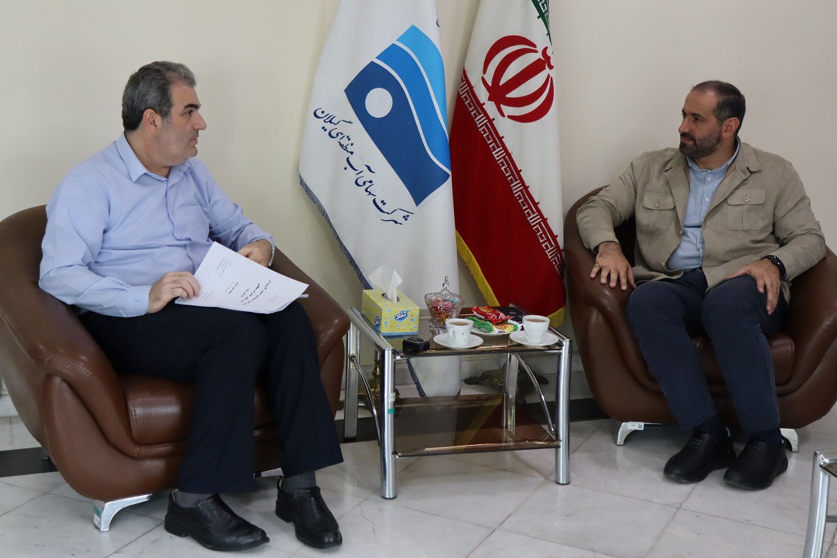 نماینده آستارا در مجلس شورای اسلامی با مدیرعامل آب منطقه ای گیلان دیدار کرد.
